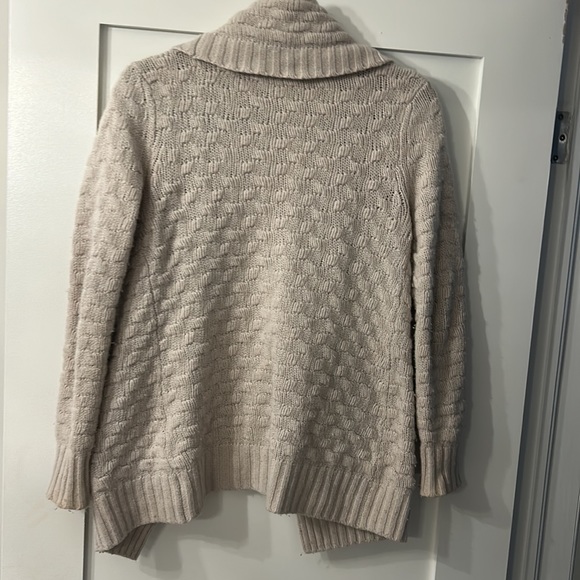 Talula Shawl Cardigan / Aritzia - Picture 3 of 4